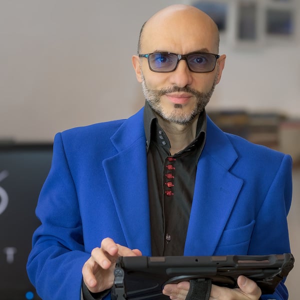 Portrait photo of Duilio Fiorille, a VAST photographer creating extremely high resolution photographs